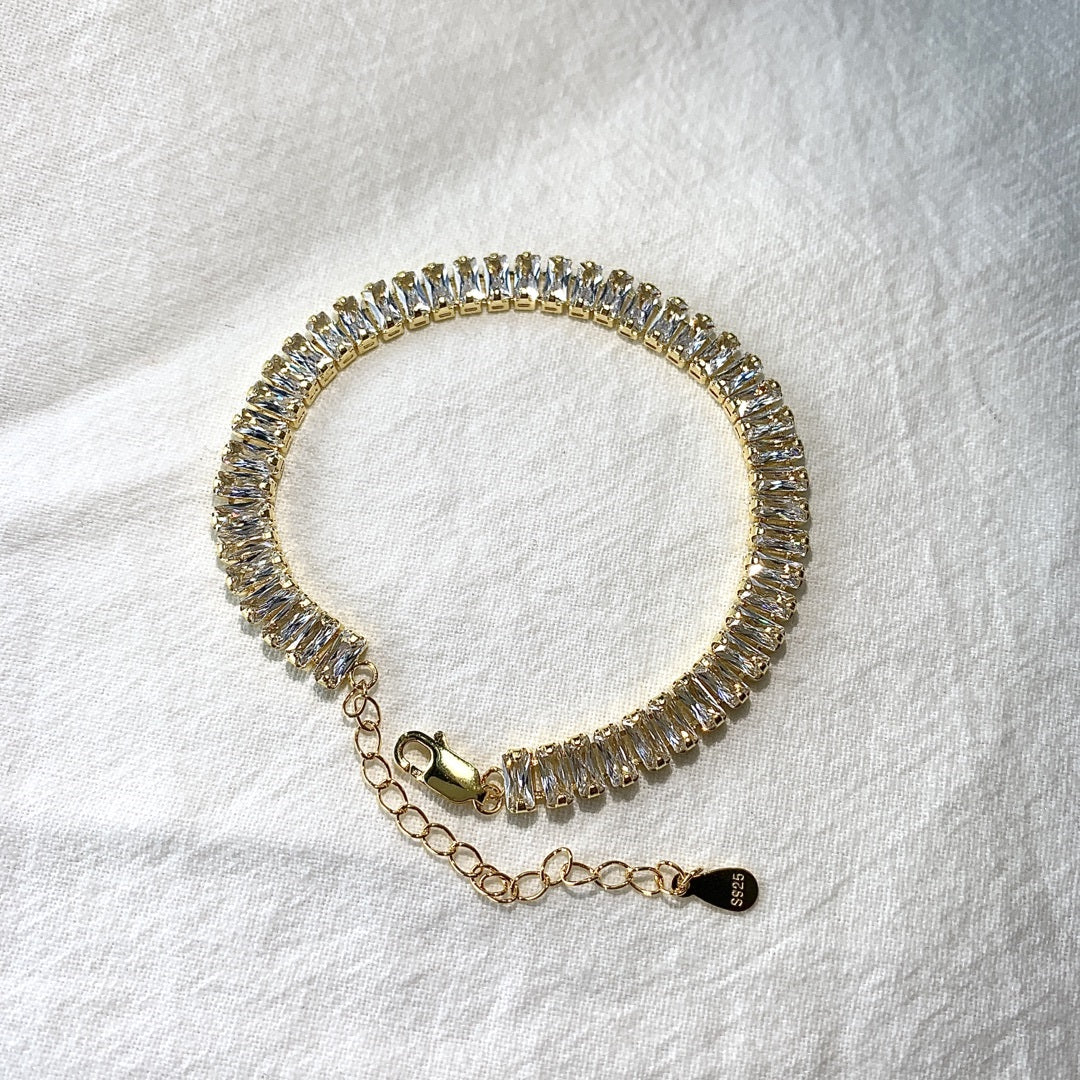 18K Gold Baguette Tennis Bracelet