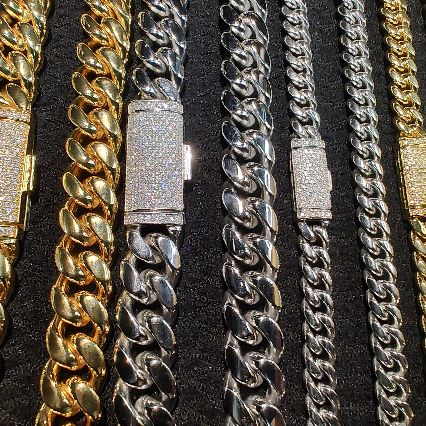 Moissanite Clasp Cuban Curb Link Chain